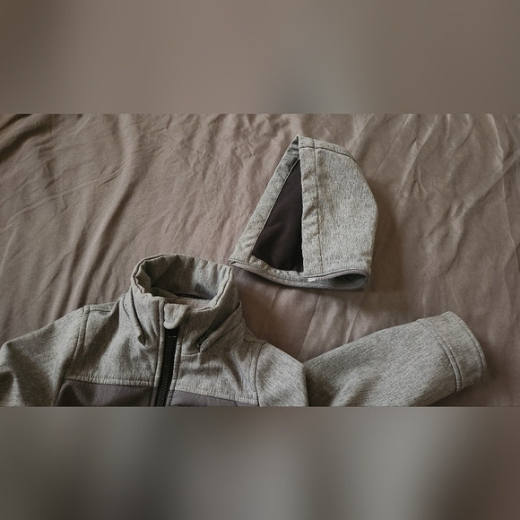 Coat/rain Jacket - Picture 8 of 8